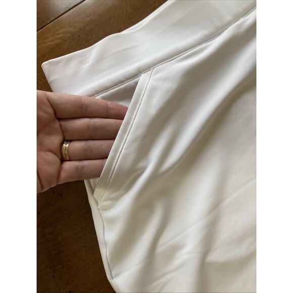 Masters Magnolia Lane Tech Skort NWT Sz XS Gulf White Sporty Cute Preppy Active - Picture 3 of 11